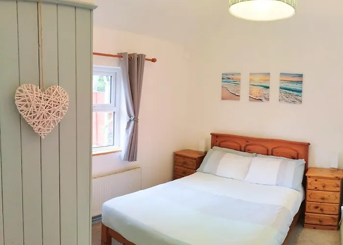 Bovinda Cottage - By The Beach, Bettystown