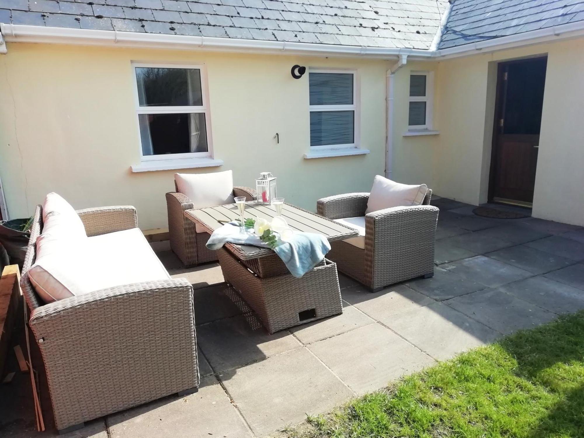 Bovinda - By The Beach, Bettystown